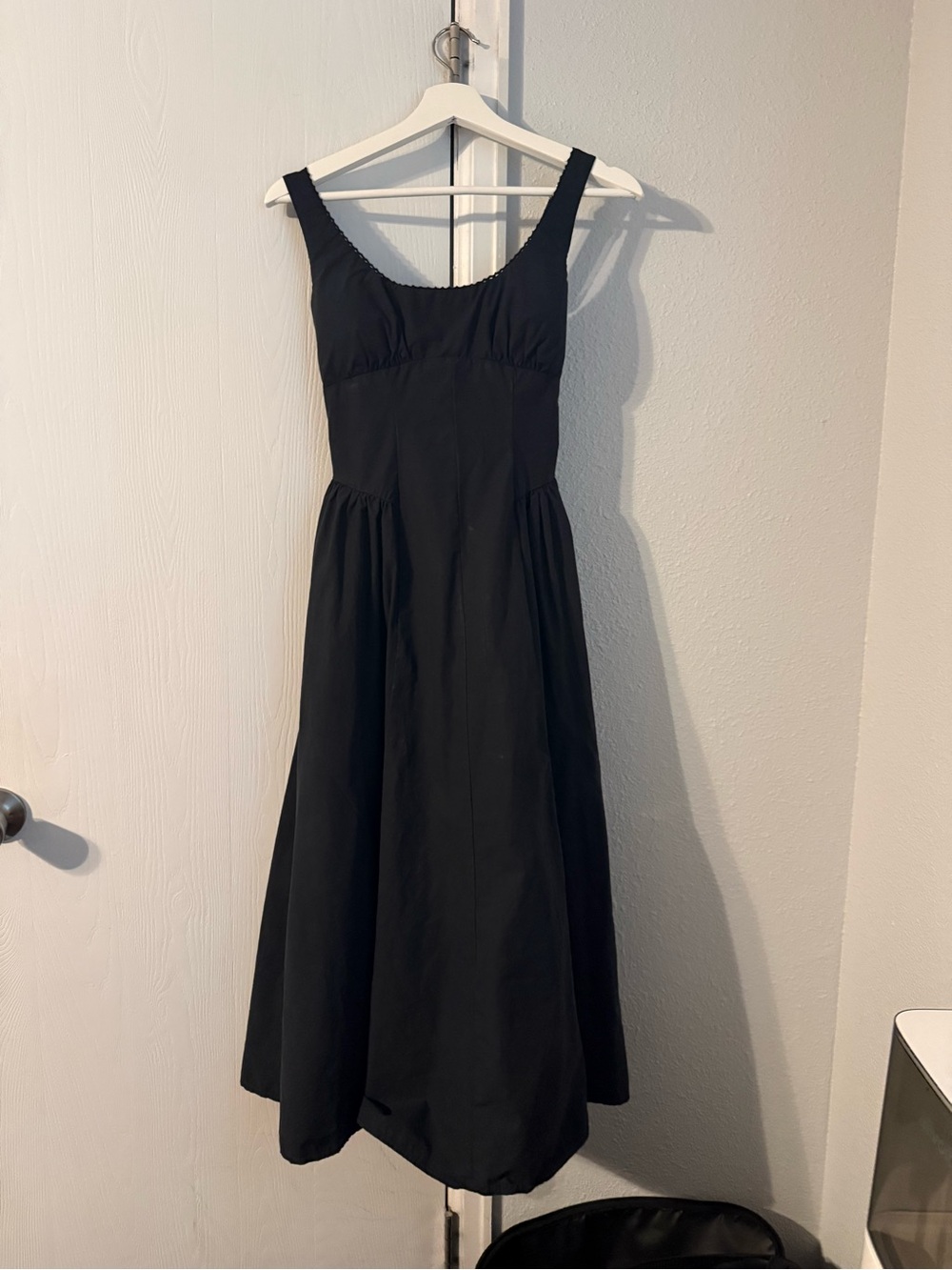 Abercrombie & Fitch Dylan Black Sleeveless Midi Dress